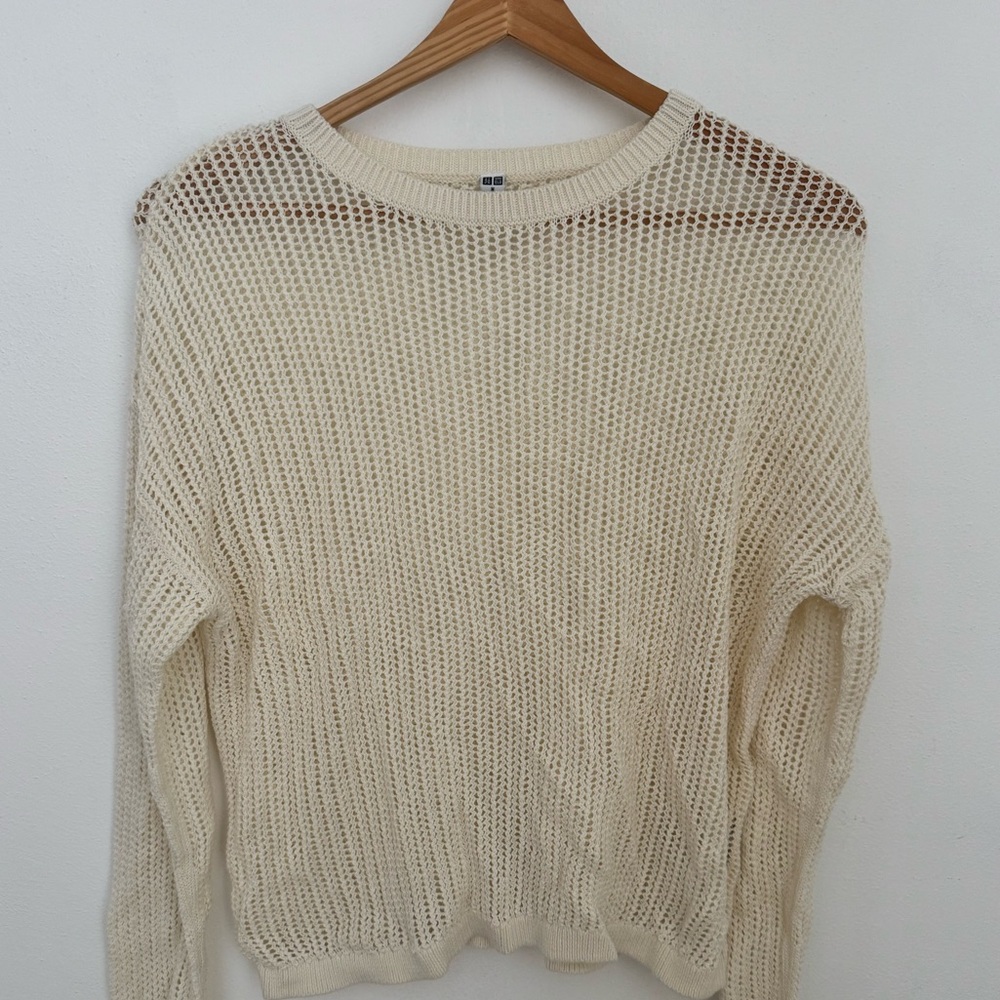 Uniqlo Women's Ivory Knit Sweater